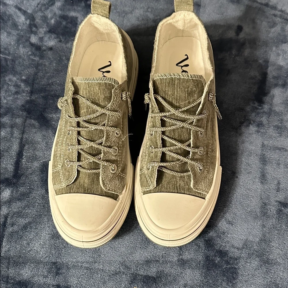 Very G Aman Velvet sneaker - Picture 3 of 11
